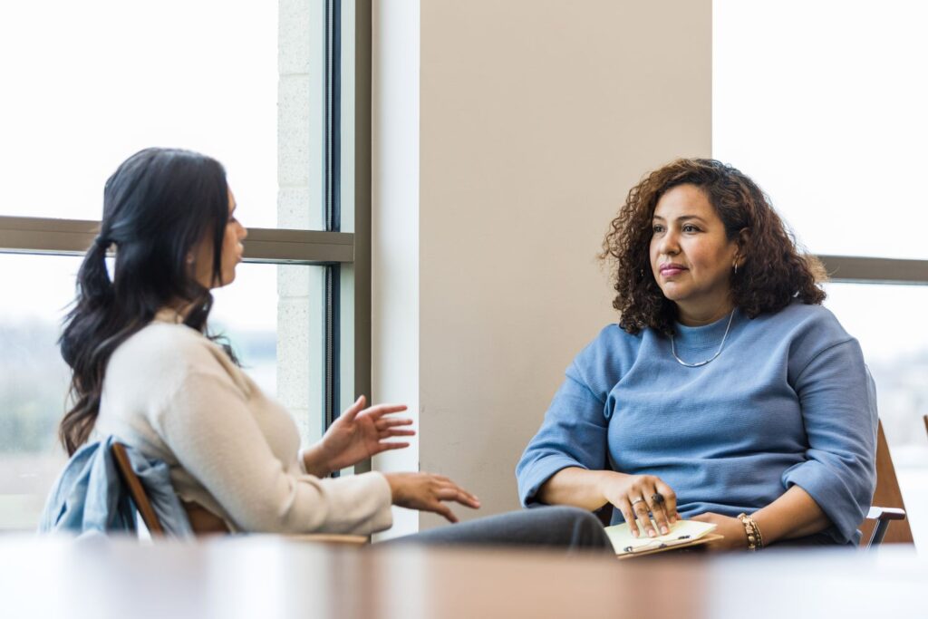 Speech therapist working with client - Speech Therapy Toronto