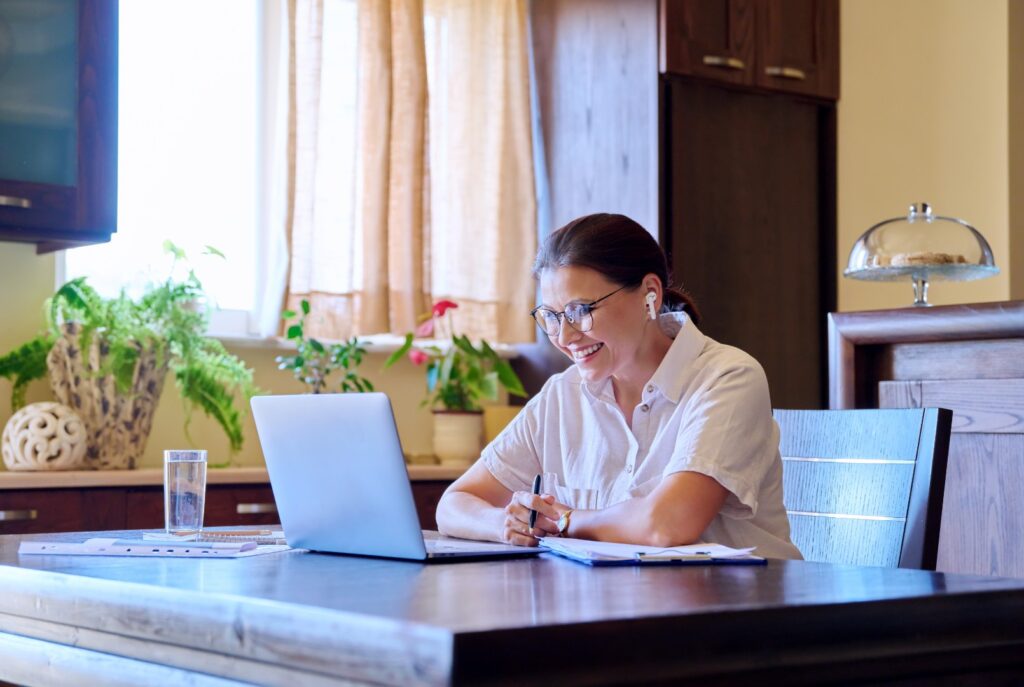 Client engaged in an online speech therapy session - professional speech therapy in Toronto